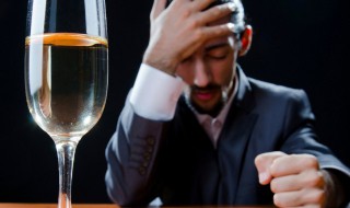 吃什么或者喝什么可以解酒 吃什么或者喝什么可以解酒吐