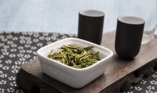 红茶不能与什么一起吃 红茶不能与什么一起吃 香哈