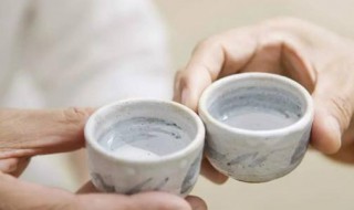 粮食酒和勾兑酒的区别 粮食酒和勾兑酒的区别代码GBT21822