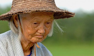 80岁老人血压正常范围 80岁老人血压正常范围表