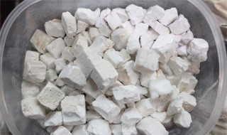 天竺黄的功效与作用（竹黄与天竺黄的功效与作用）