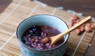 经期不宜吃什么（经期不宜吃什么东西）