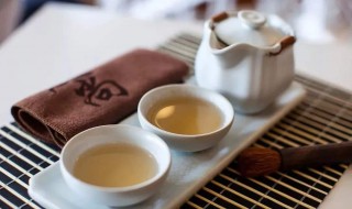 醉酒后吃什么最解酒 喝醉酒之后吃什么最好解酒