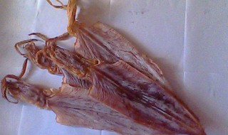 干鱿鱼发霉洗干净能吃吗（干鱿鱼发霉可以吃吗）