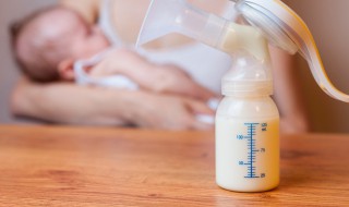 冰箱储存母乳的正确方法 冰箱如何存母乳