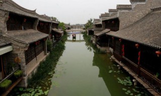 中国四大古镇是哪四个（中国四大古镇是哪四个景点）