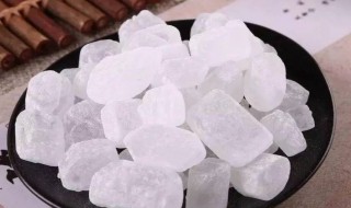 冰糖一天吃多少合适 冰糖一天吃多少合适呢