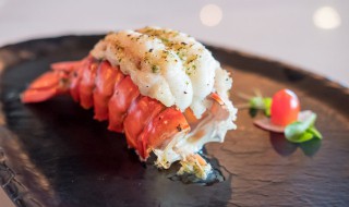 小龙虾煮老了肉质有区别吗（小龙虾会煮老吗）