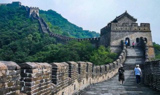 长城是由什么材料建成的（长城是由什么材料建成的呢）