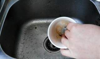 如何清洗茶锈（清洗茶锈用什么好）