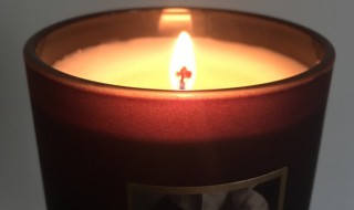 蜡烛香薰怎么用（精油蜡烛香薰怎么用）