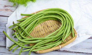 豆角可以隔夜吃吗（茄子豆角可以隔夜吃吗）
