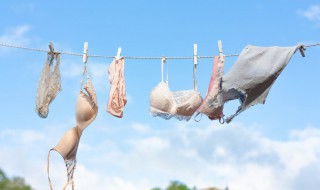 女人如何挑选内衣（女人如何挑选内衣胸罩）