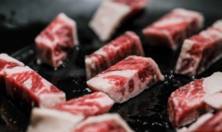 减肥吃牛肉会胖吗 减肥吃牛肉会胖吗晚上