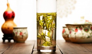 杜仲雄花茶的功效（杜仲雄花茶的功效与作用和禁忌）
