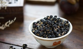 黑枸杞补肾吗（桑葚黑枸杞补肾吗）