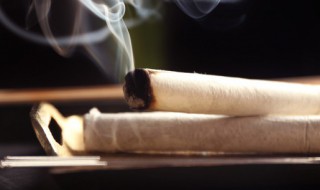 艾灸命门的功效和好处（女人艾灸命门的功效和好处）