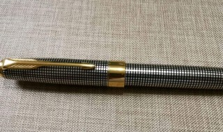 正确的洗钢笔方法（钢笔洗笔方法）