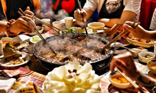 第一次见面要和女生吃火锅吗（第一次和女生见面吃火锅好吗）