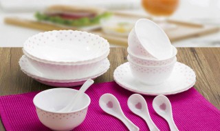 朋友搬家送什么礼物好（普通朋友搬家送什么礼物好）