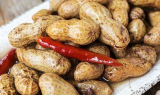 吃煮花生的好处和坏处（吃煮花生的好处和坏处贵人）