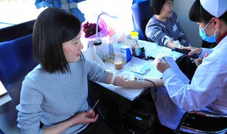 女人献血的好处（女人献血好处多,坏处多）