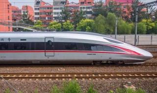 火车是不是高铁动车（动车是高铁不?）