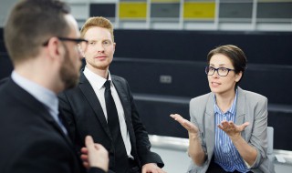 和领导说话的技巧（打招呼开场白100句）