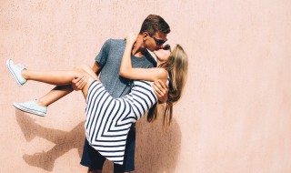 巨蟹座和射手座配吗（射手座和什么星座最配）