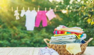 新买的衣服如何清洗（新买的衣服如何清洗比较好）