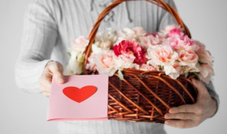 买回家的鲜花怎样养得更久?（买回家的鲜花怎样养得更久呢）