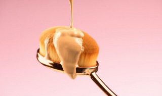 烟酰胺的作用和功效（维生素c烟酰胺的作用和功效）