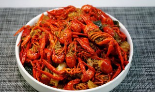 小龙虾性寒还是性热 小龙虾到底是寒性还是温性食物