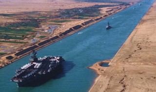 苏伊士运河的地理意义 苏伊士运河的地理意义?