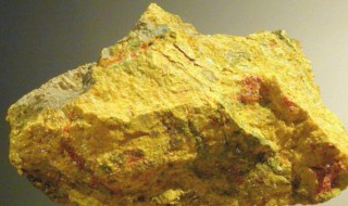 蛇怕硫磺还是雄黄（硫磺防蛇还是雄黄防蛇）