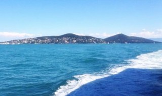 里海是咸水湖还是淡水湖（里海是咸水湖还是淡水湖?）