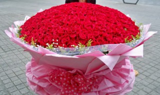 999朵玫瑰花是什么意思 999朵玫瑰啥意思