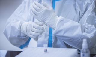 打疫苗不能洗澡 为什么宝宝打疫苗不能洗澡