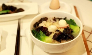 疱疹不能吃什么食物（得了疱疹不能吃什么食物）