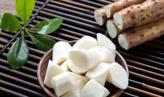 秋季吃什么补（秋季吃什么补脾胃最快最好）