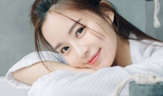 如何追女孩子的技巧和方法（如何追女孩子的技巧和方法书）