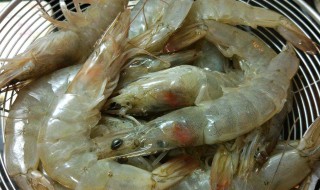 大活虾怎么处理虾线 怎么弄活虾的虾线