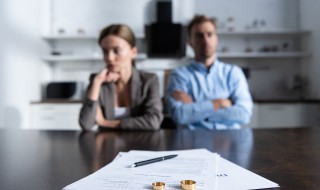 聪明女人离婚做法（聪明女人离婚做法_刺桐文学城）