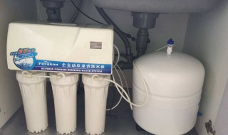 净水器该如何使用（净水器如何使用视频）