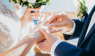 金婚银婚分别是多少年啊（金婚银婚分别是多少年啊? - 搜狗问问）