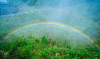 怎样在太阳底下做彩虹（如何在阳光下造彩虹）