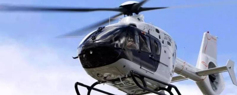 为什么直升机有两个螺旋桨 为什么直升机有两个螺旋桨 一个大一个小