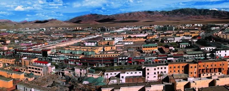 阿里地区属于新疆还是西藏啊（西藏阿里与新疆哪里接壤）