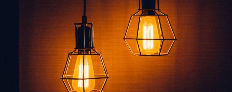电灯的由来 电灯的由来简介100字