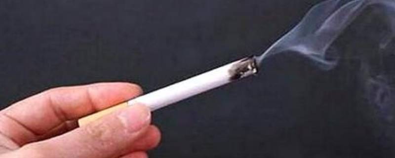 冬天身上烟味大怎么去掉 冬天怎么去除衣服上的烟味